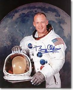 BUZZ ALDRIN autograph APOLLO 11 #3- NASA OFFICIAL PHOTO!