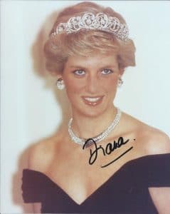 PRINCESS DIANA Autographed photo- STUNNING & RARE!!!