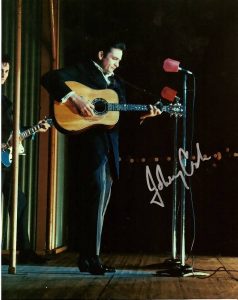 JOHNNY CASH autograph- #5- STUNNING signed photo!