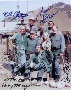 M*A*S*H autographed cast photo signed by ALL SEVEN PICTURED! RAR