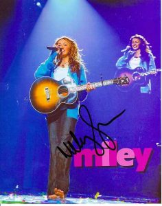 MILEY CYRUS autograph- great signed photo!
