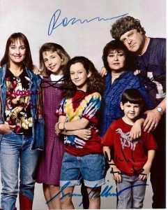 ROSEANNE autographed cast photo signed by 6!